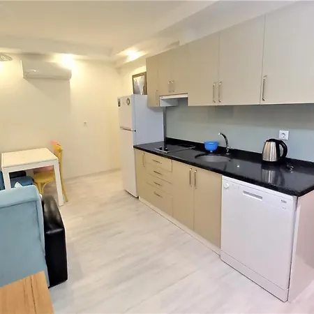 Mango Aparthotel