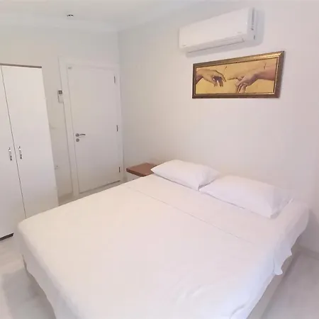 Mango Antalya