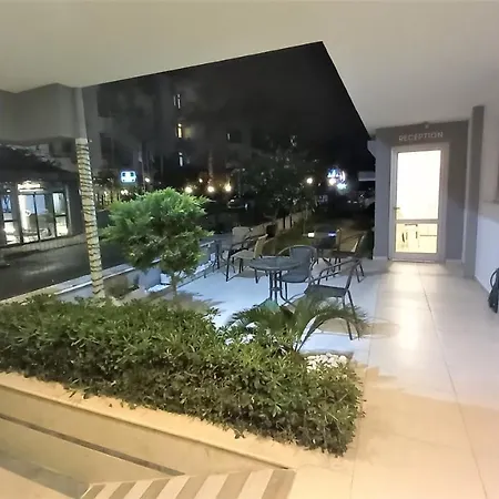 Mango Aparthotel