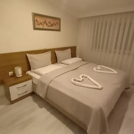Mango Antalya